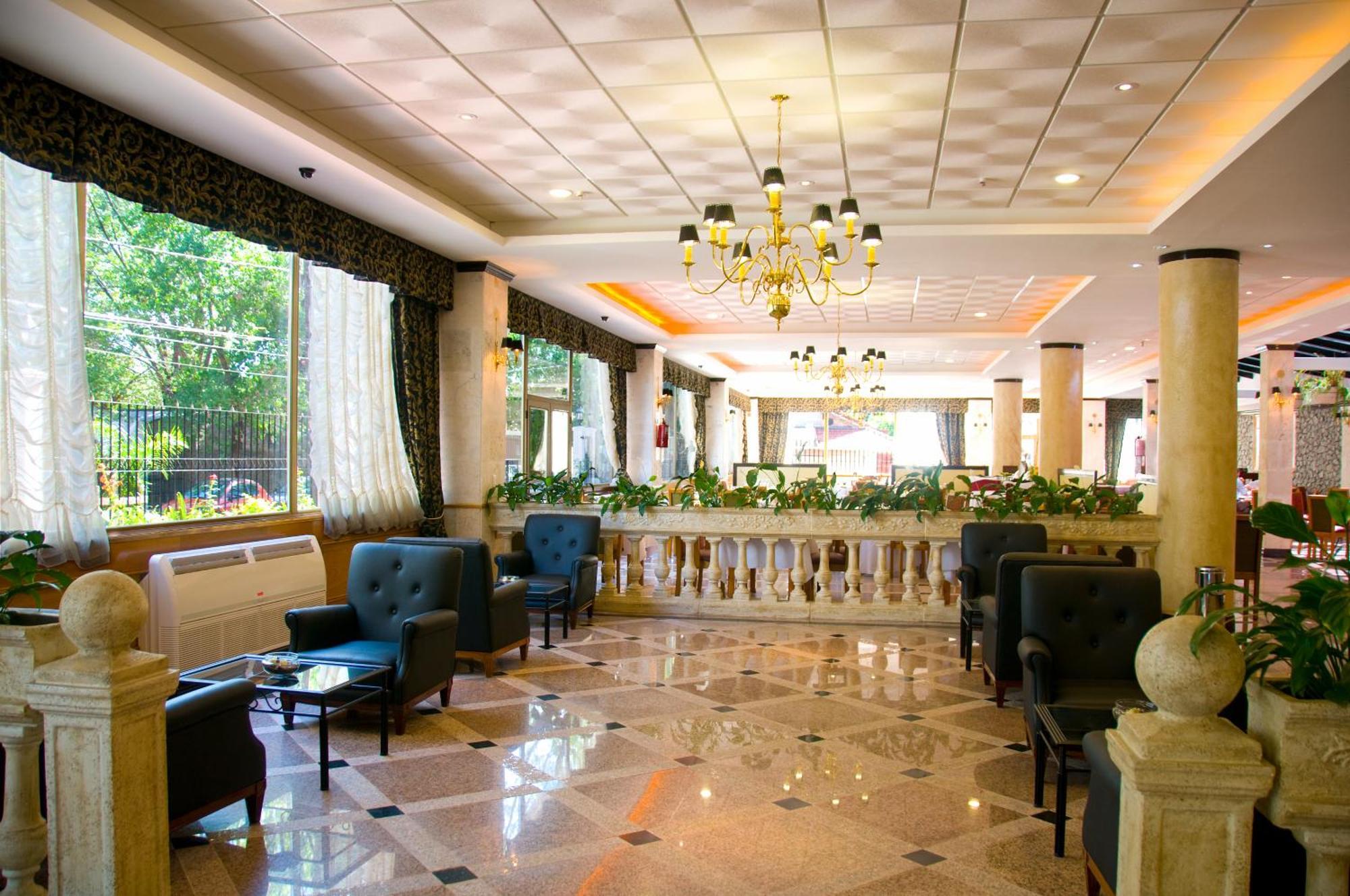 Ramada By Wyndham Buenos Aires Hotel Vicente López Exterior foto