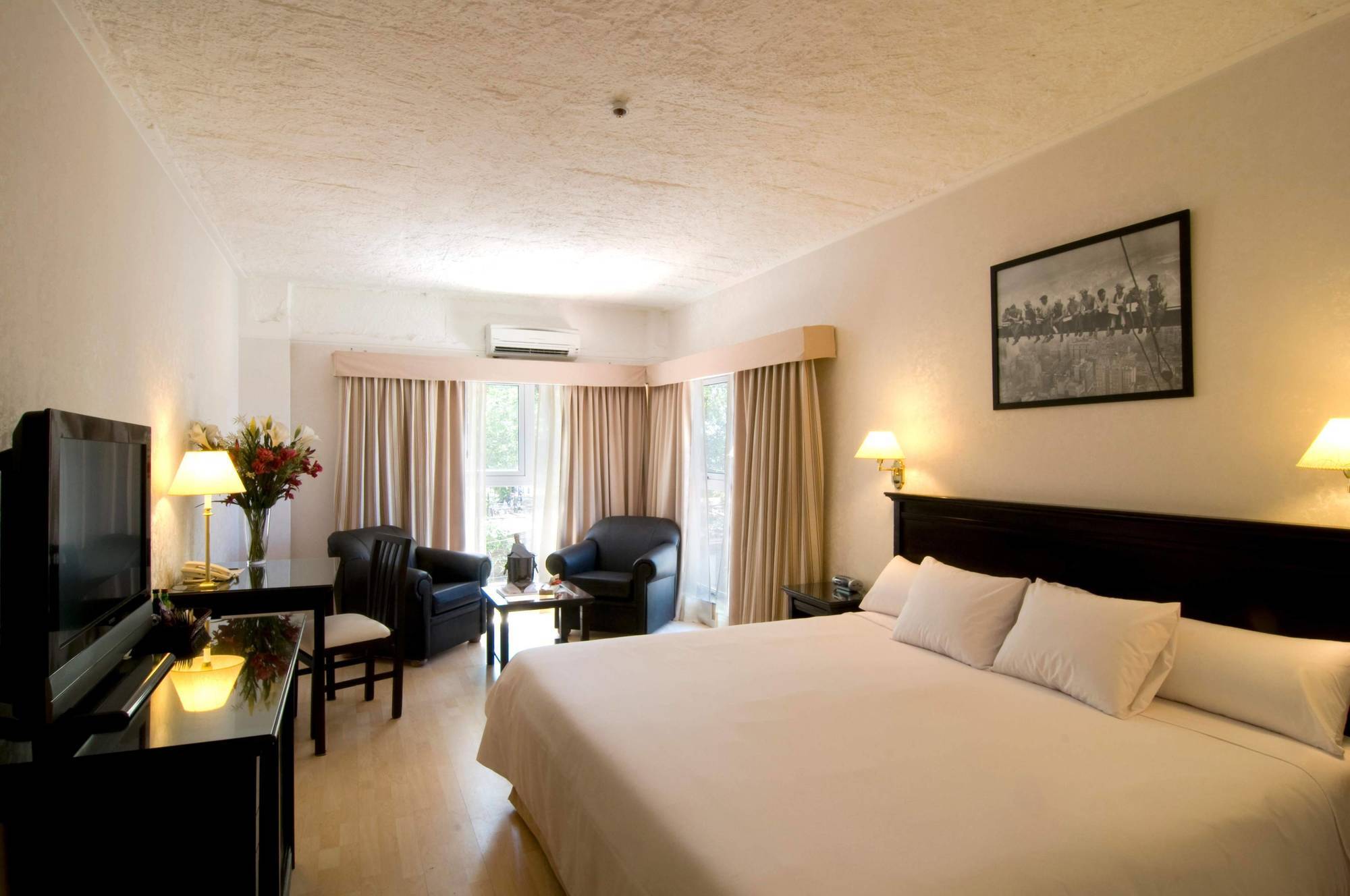 Ramada By Wyndham Buenos Aires Hotel Vicente López Quarto foto